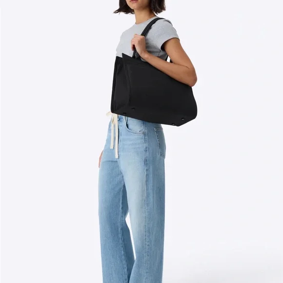 Beis book tote - Picture 1 of 7